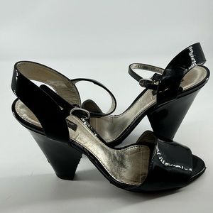 Dolce & Gabbana Black Patent Leather Open Toe Ankle Strap Sandals Size 39.5 US 9